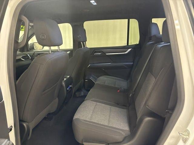 Used 2025 GMC Acadia Elevation image 27