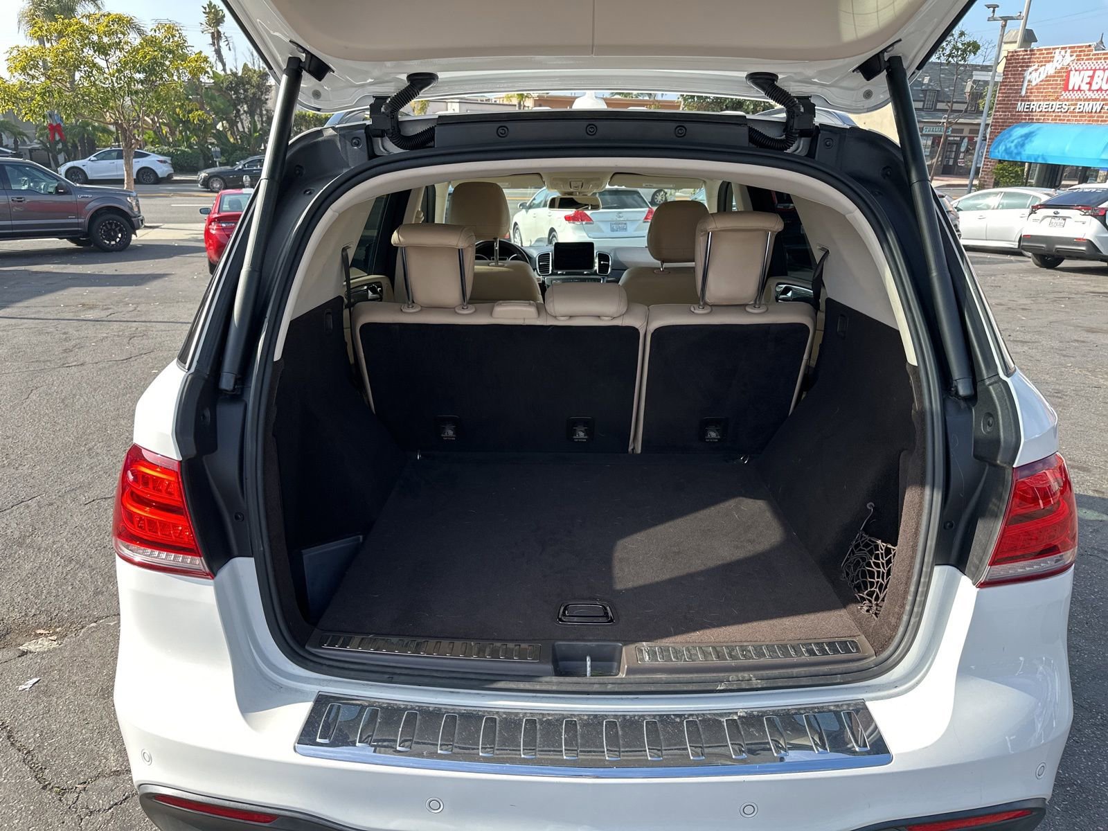 Used 2019 Mercedes-Benz GLE 400 4MATIC image 12