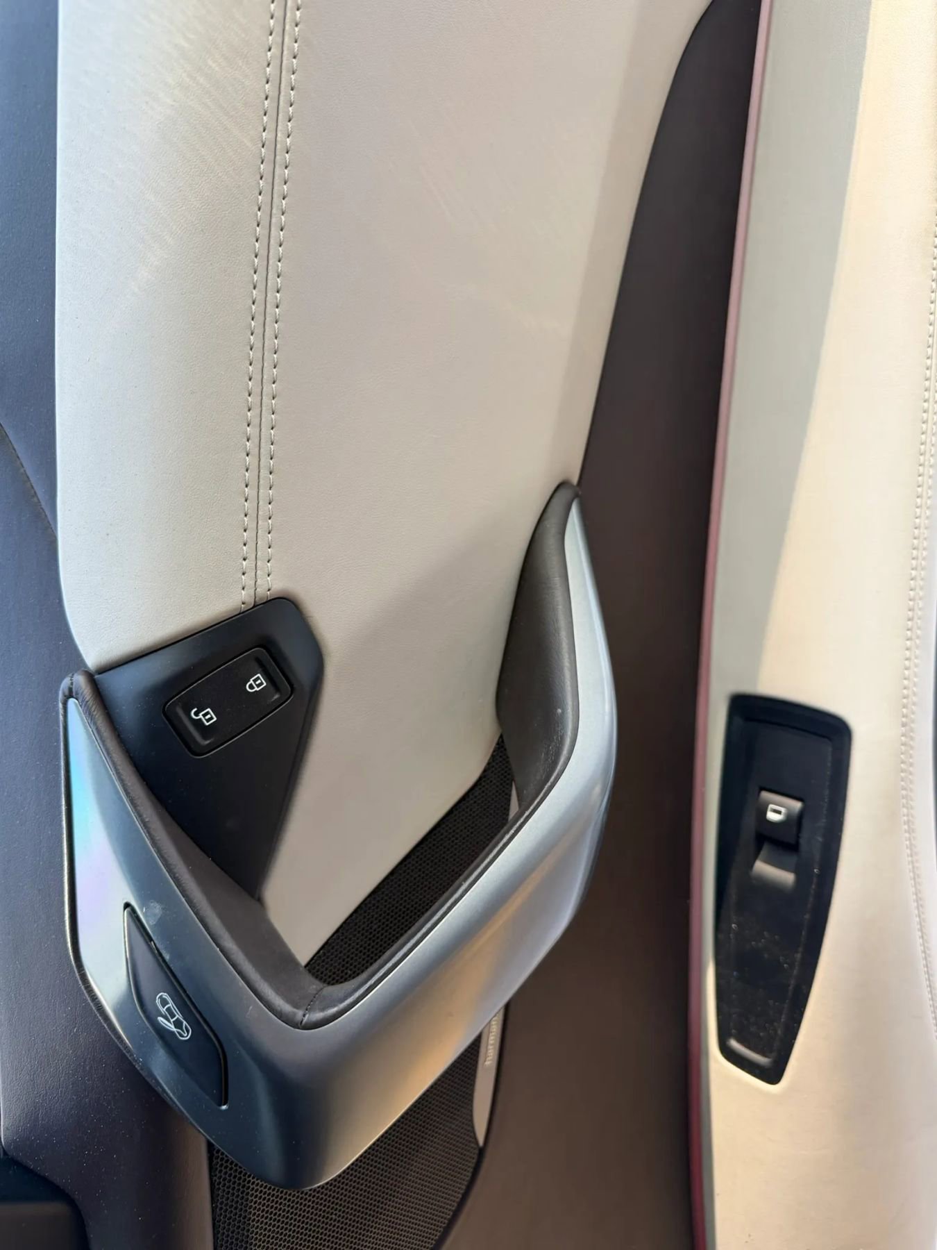 Used 2014 BMW i8 AWD/4WD image 12