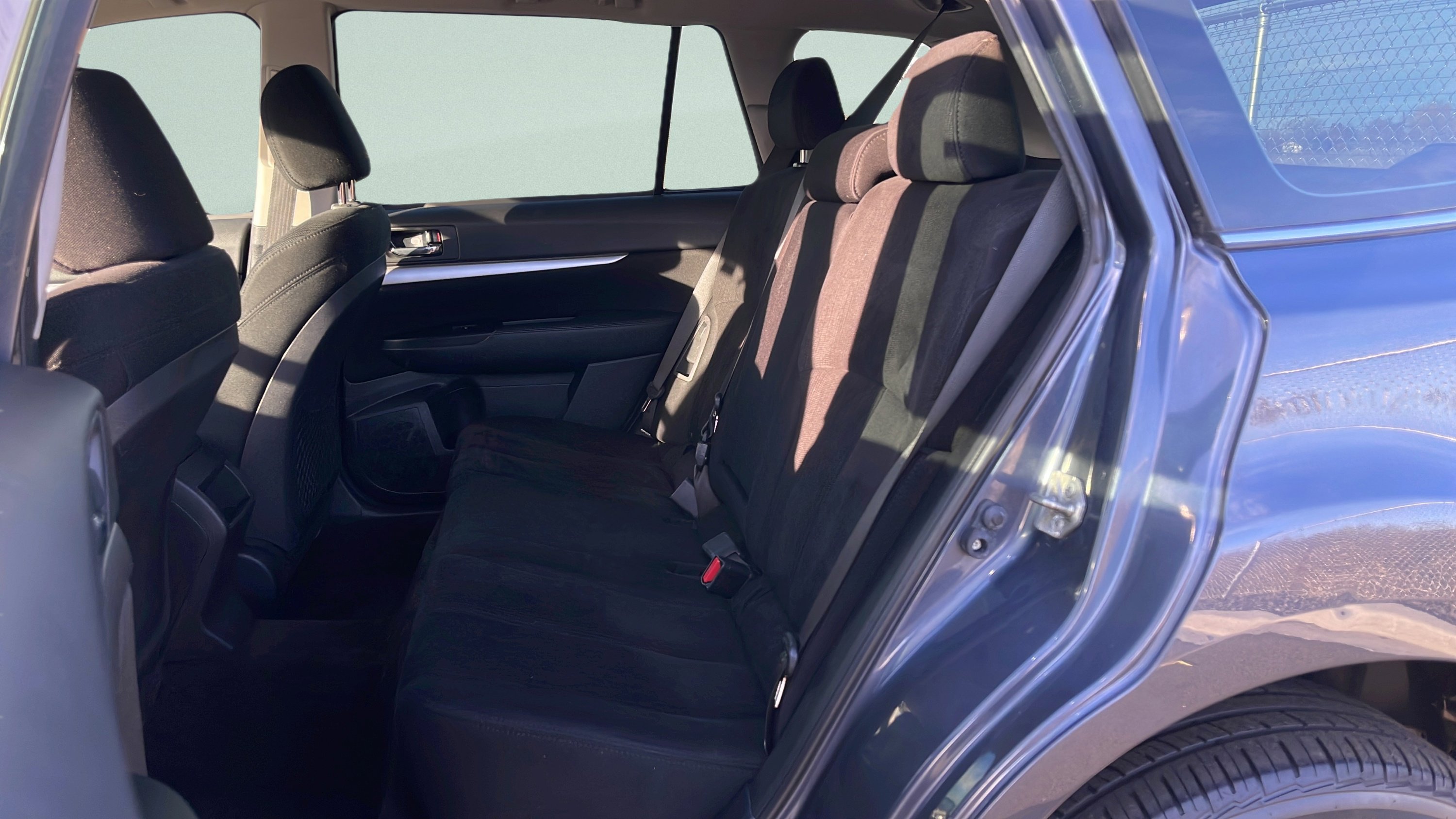 Used 2014 Subaru Outback 2.5i w/ Alloy Wheel Package image 38