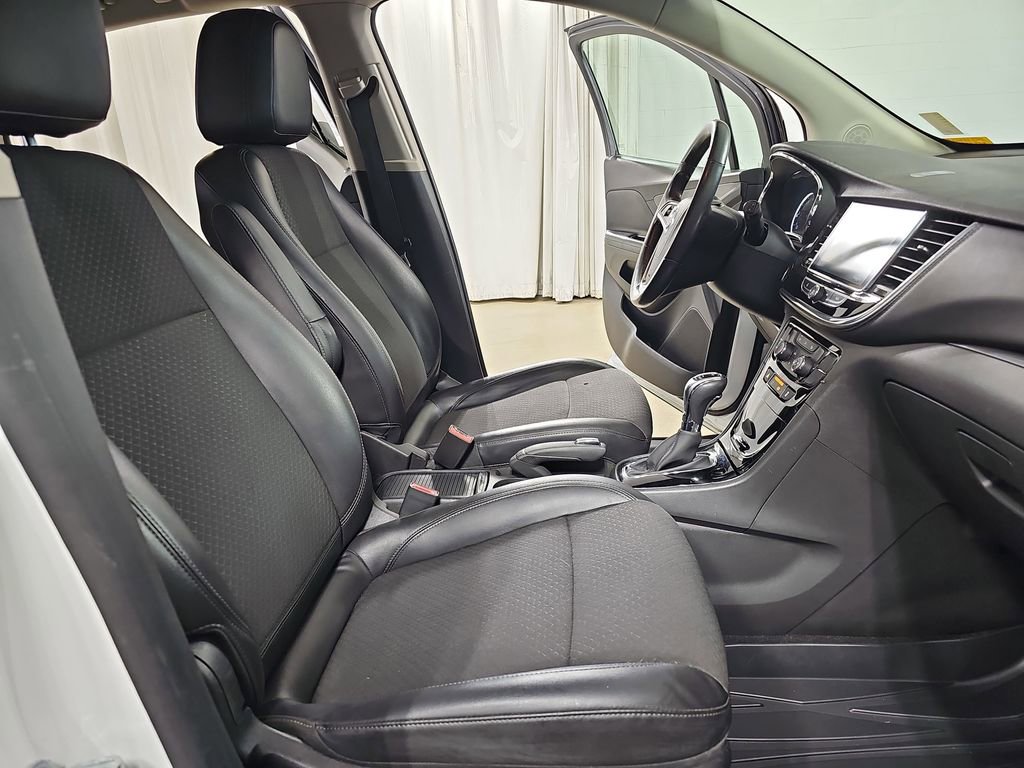 Used 2020 Buick Encore Preferred w/ Safety Package image 13