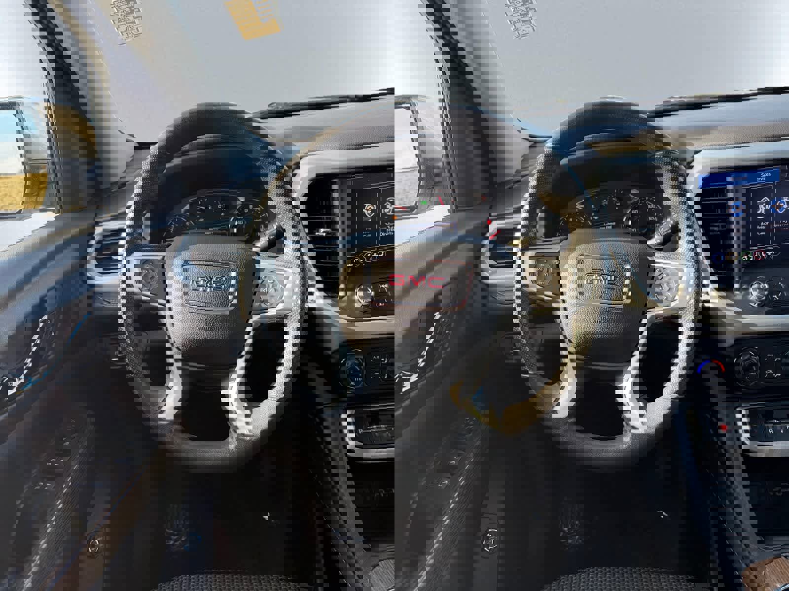 Used 2023 GMC Acadia SLE w/ Driver Convenience Package image 19