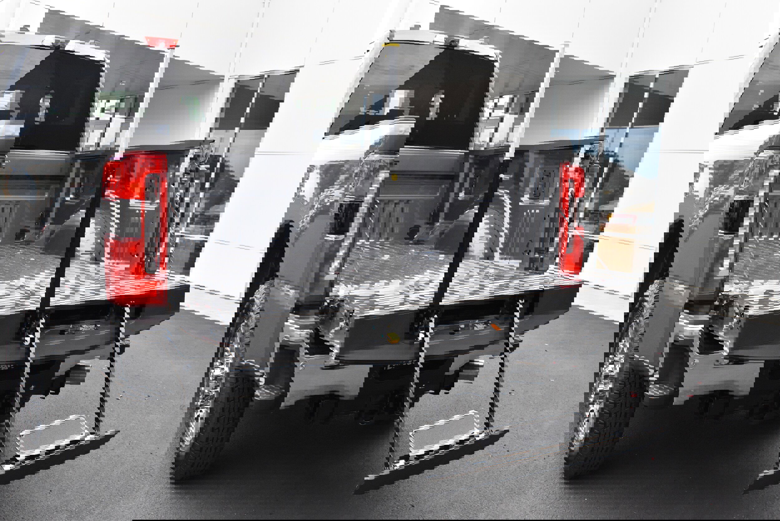 New 2026 Ford F350 Lariat image 16