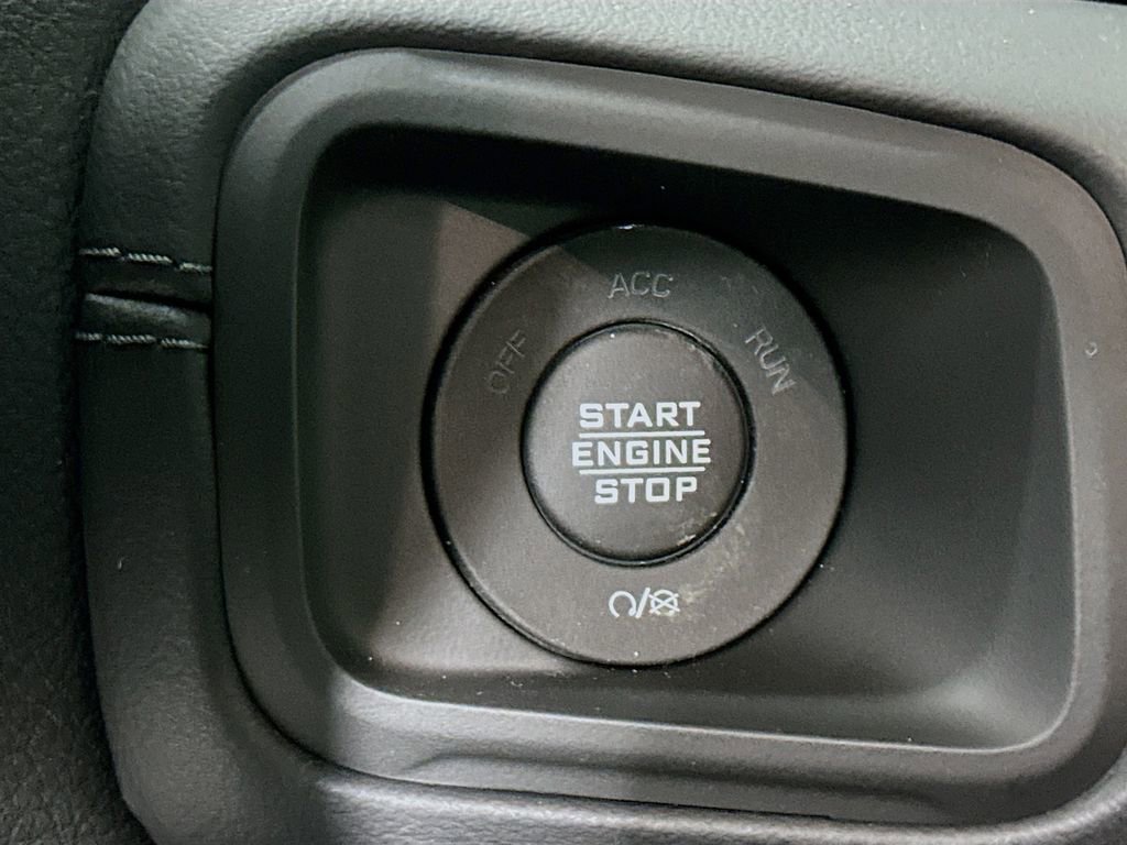 New 2026 Jeep Gladiator Sahara image 19