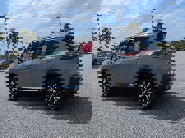 Certified 2023 Nissan Rogue SL image 6