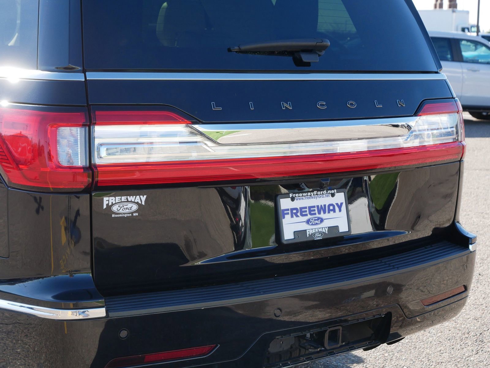 Used 2020 Lincoln Navigator Black Label w/ Cargo Convenience Package AWD/4WD image 13