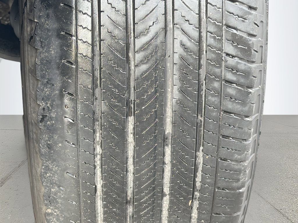 Used 2024 GMC Sierra 1500 SLT image 42