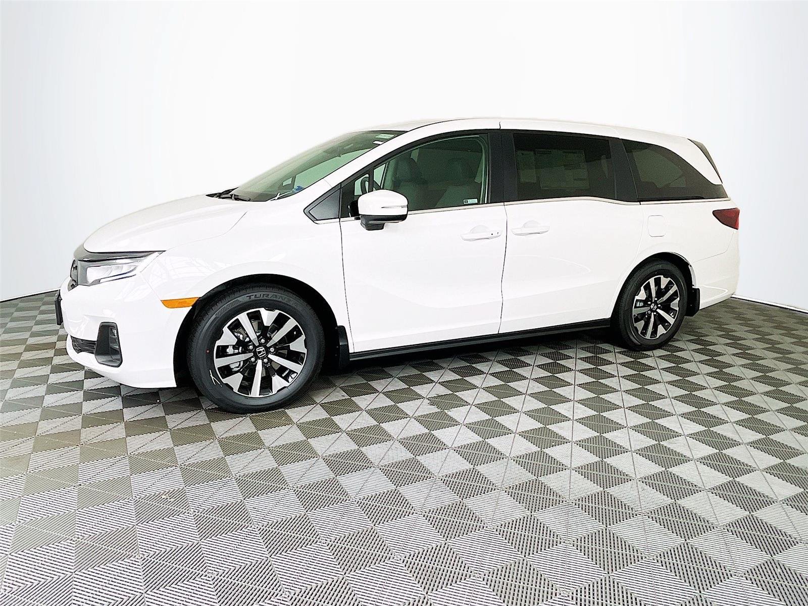 New 2026 Honda Odyssey EX-L image 3