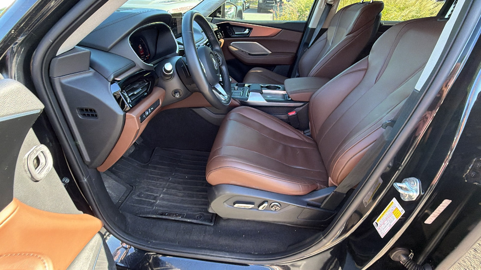 Used 2023 Acura MDX w/ Technology Package FWD image 15