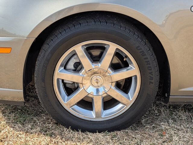 Used 2011 Cadillac STS image 10