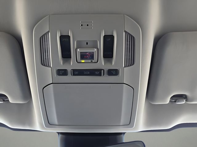 Used 2022 Toyota Highlander XLE image 32