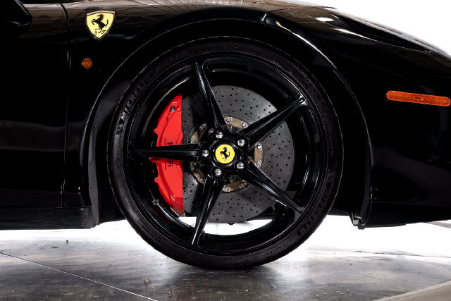 Certified 2012 Ferrari 458 Italia Coupe RWD image 21