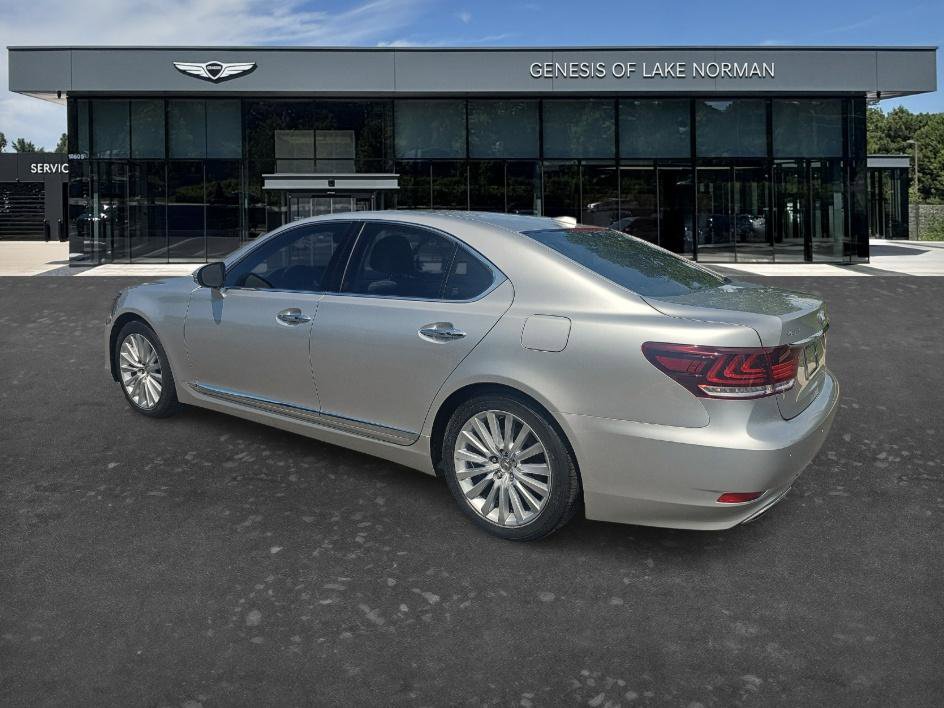 Used 2014 Lexus LS 460 w/ Comfort Package image 6