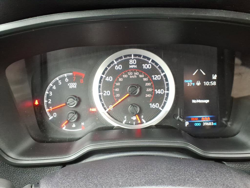 Certified 2022 Toyota Corolla Cross LE image 21