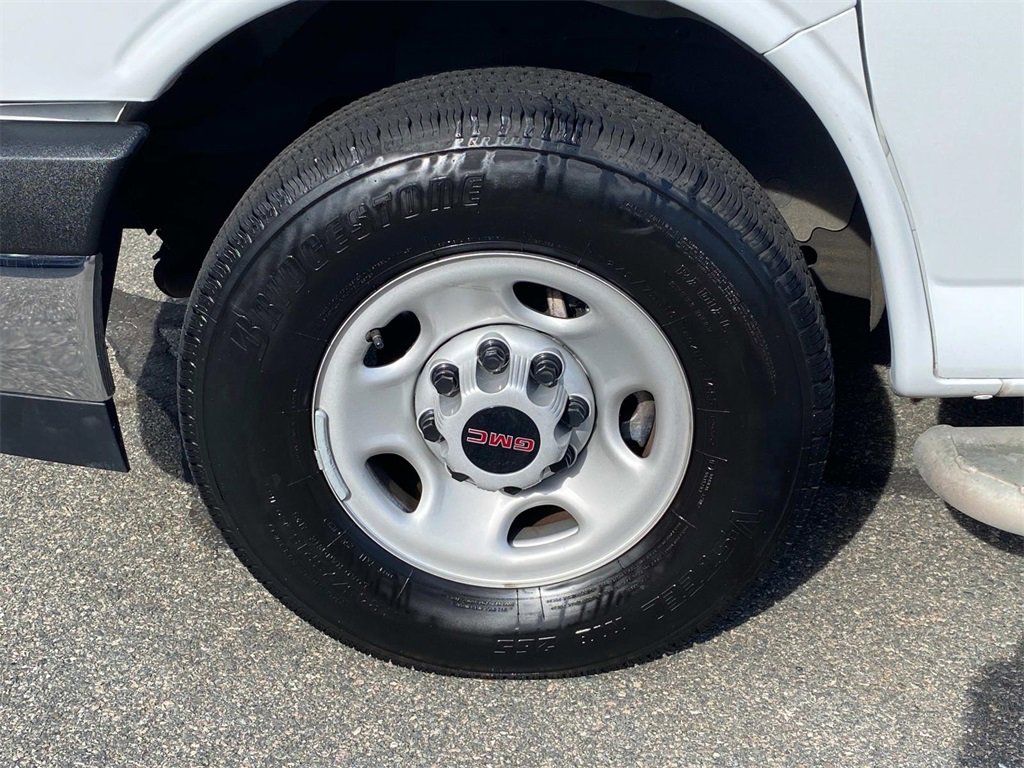 Used 2023 GMC Savana 2500 w/ Driver Convenience Package image 16