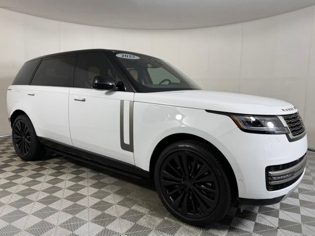 Certified 2025 Land Rover Range Rover Long Wheelbase SE AWD/4WD image 10