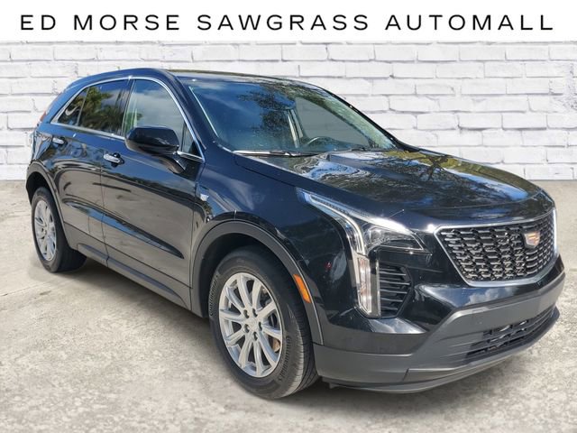 Certified 2023 Cadillac XT4 Luxury w/ Driver Awareness Package image 4