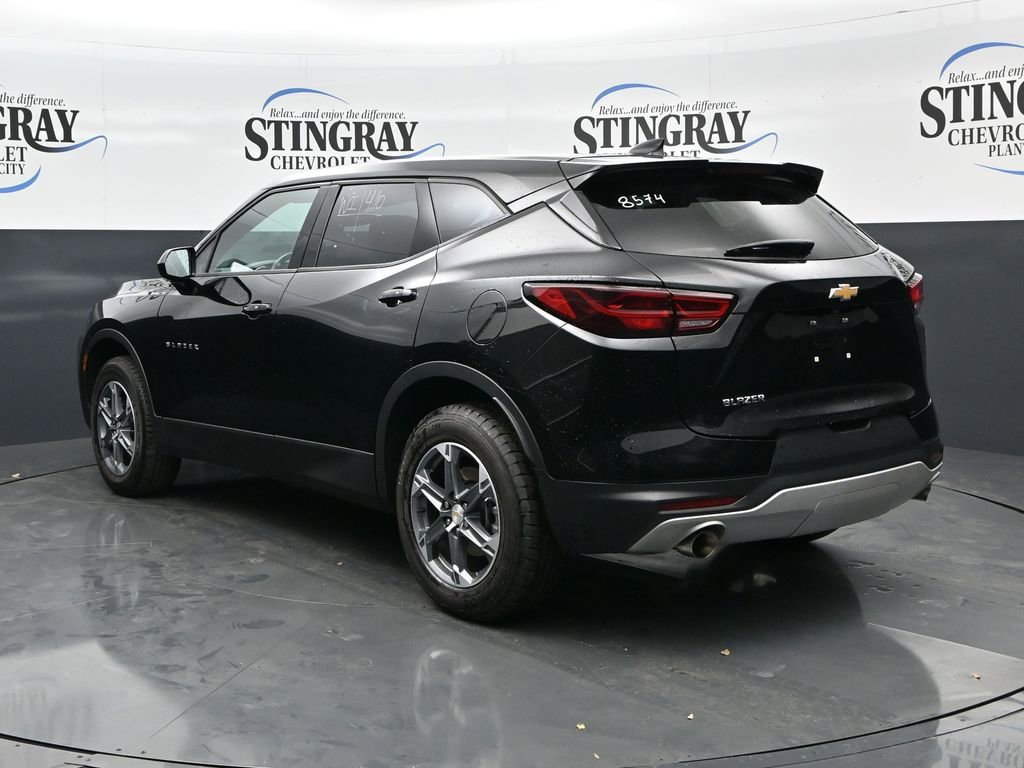 Used 2025 Chevrolet Blazer LT image 5