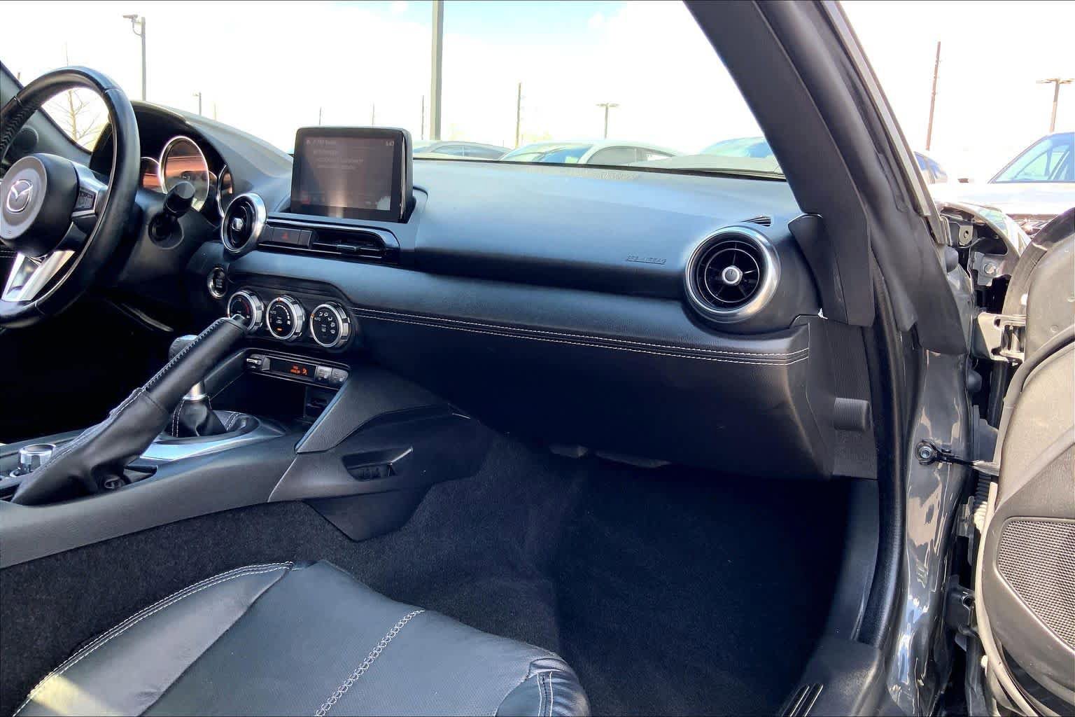 Used 2020 MAZDA MX-5 Miata RF Grand Touring image 17