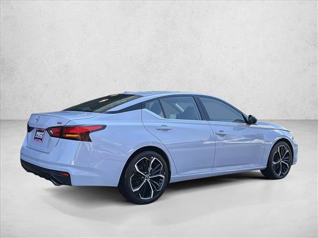 Used 2024 Nissan Altima 2.5 SR image 5
