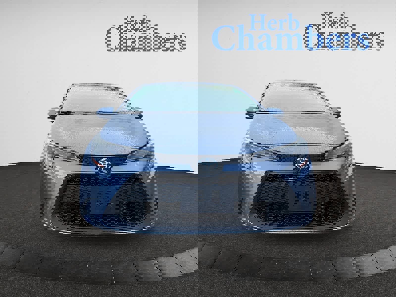 Used 2022 Toyota Corolla LE image 2