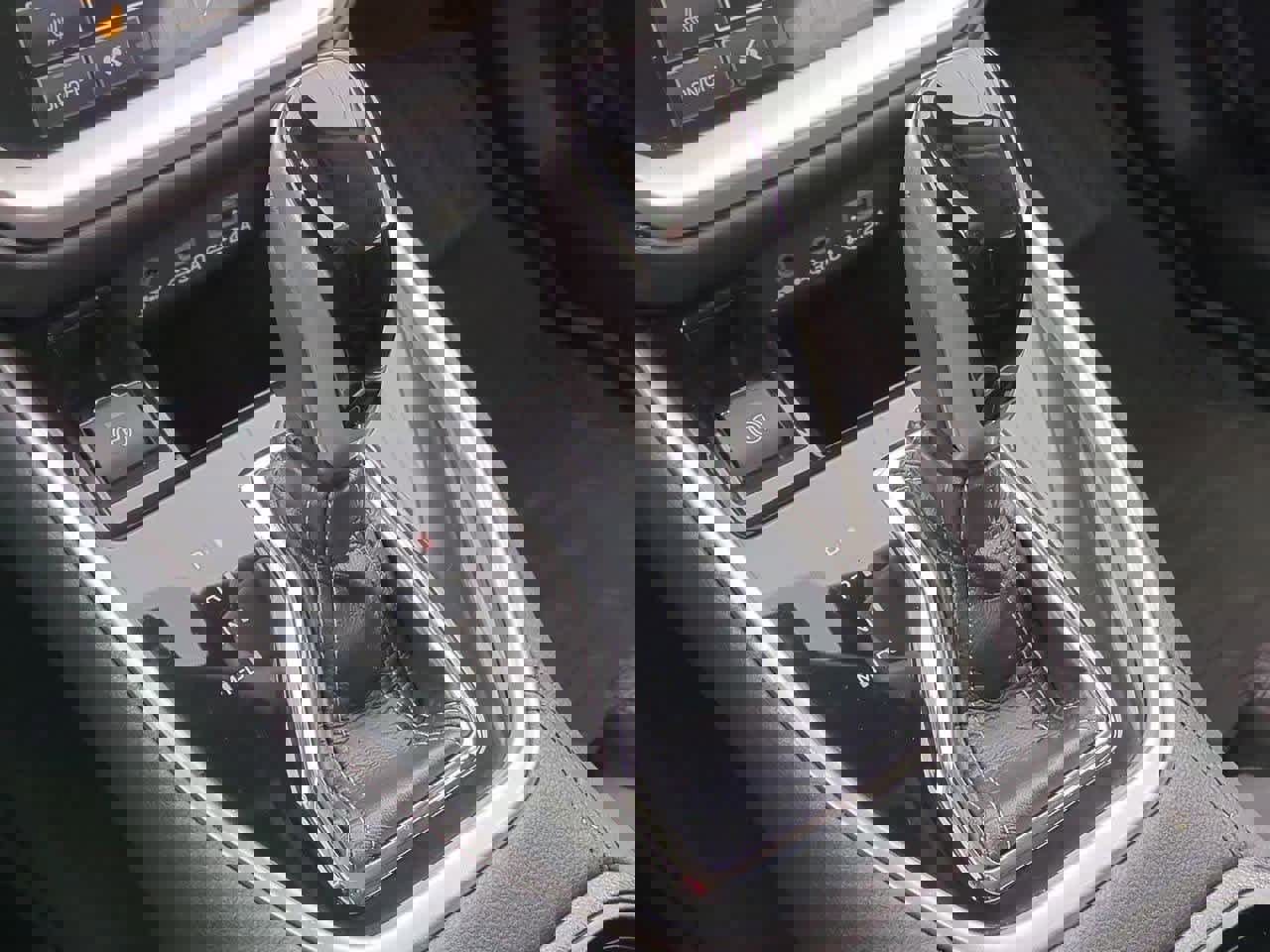 Used 2023 Subaru Outback Premium image 31