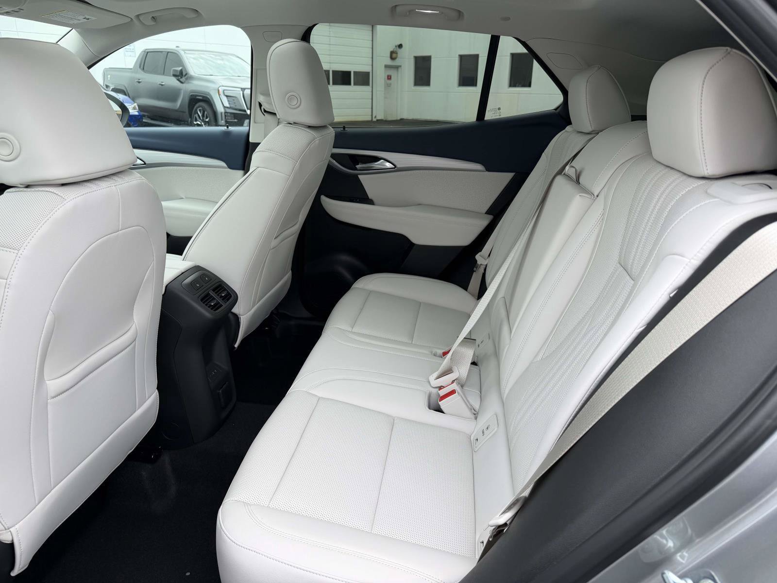 New 2026 Buick Envision Avenir AWD/4WD image 9