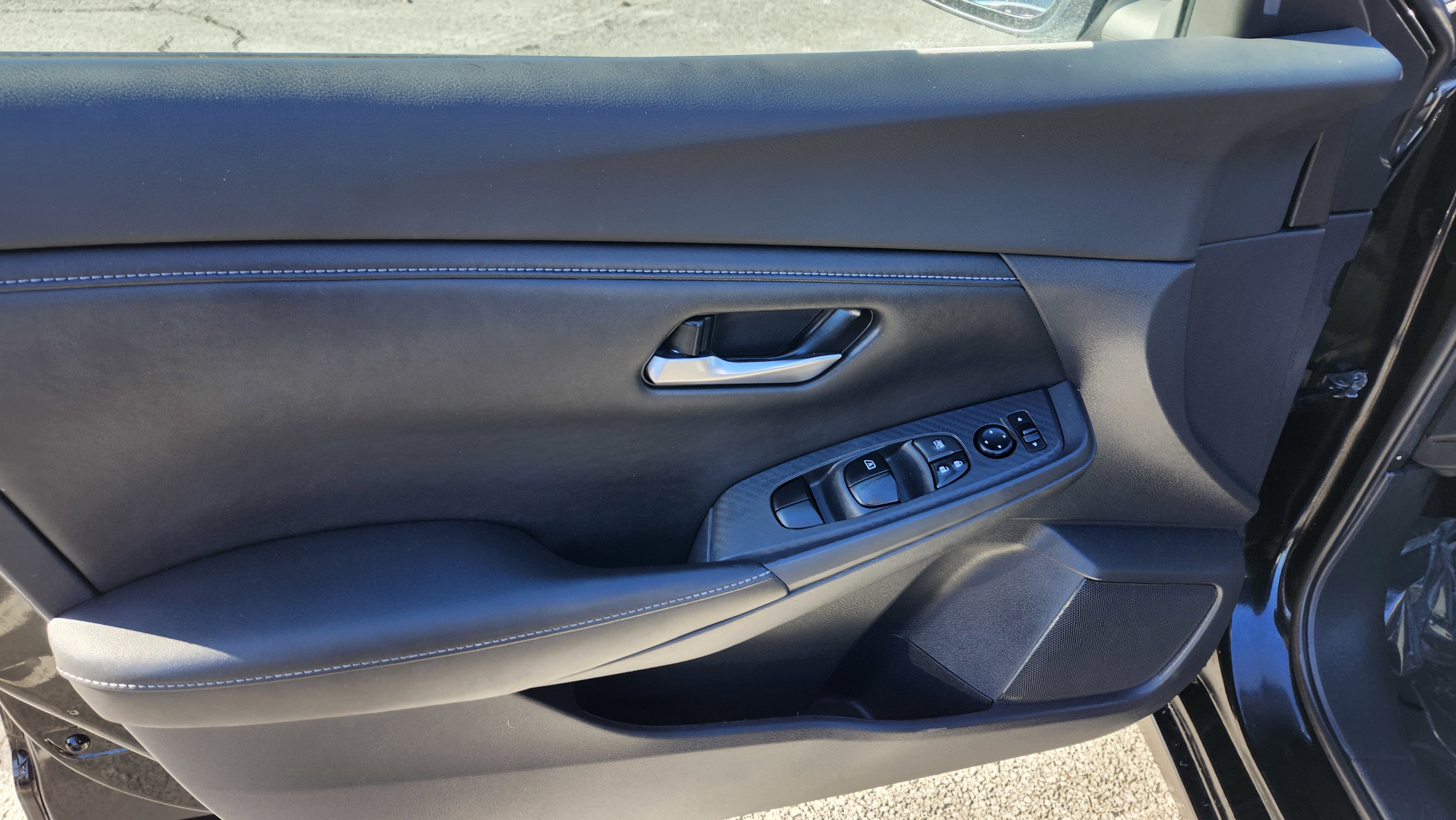 Used 2021 Nissan Sentra SV image 24