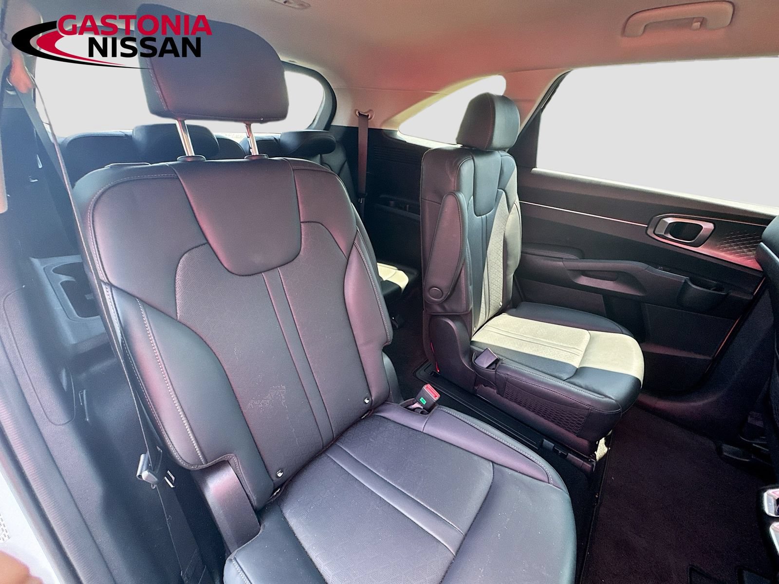 Used 2023 Kia Sorento EX AWD/4WD image 37
