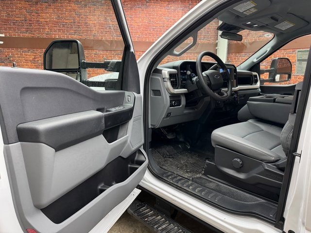 New 2025 Ford F350 XL w/ Snow Plow Prep Package image 9