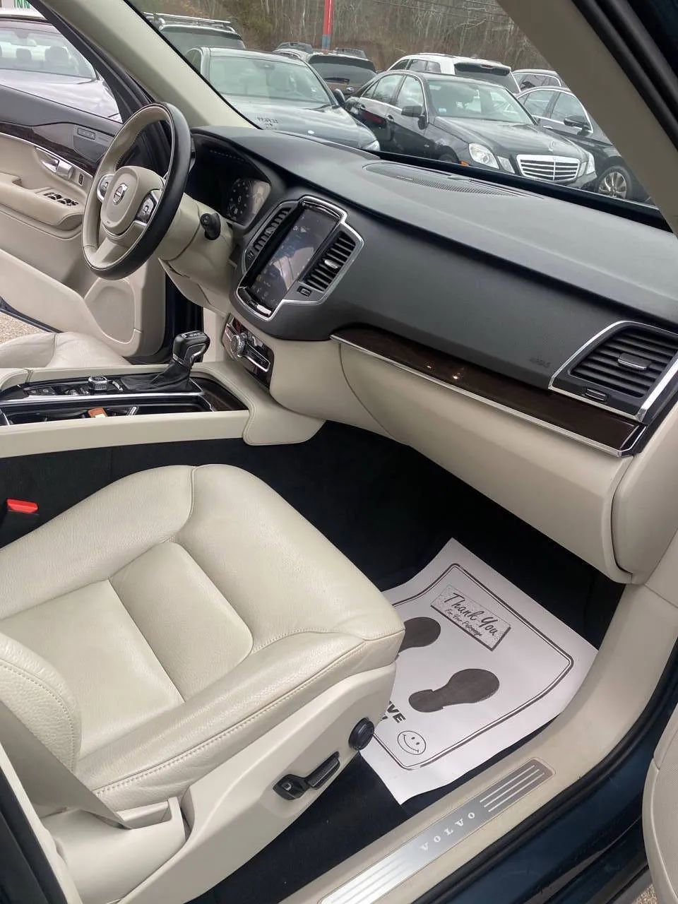 Used 2019 Volvo XC90 T5 Momentum w/ Advanced Package image 15