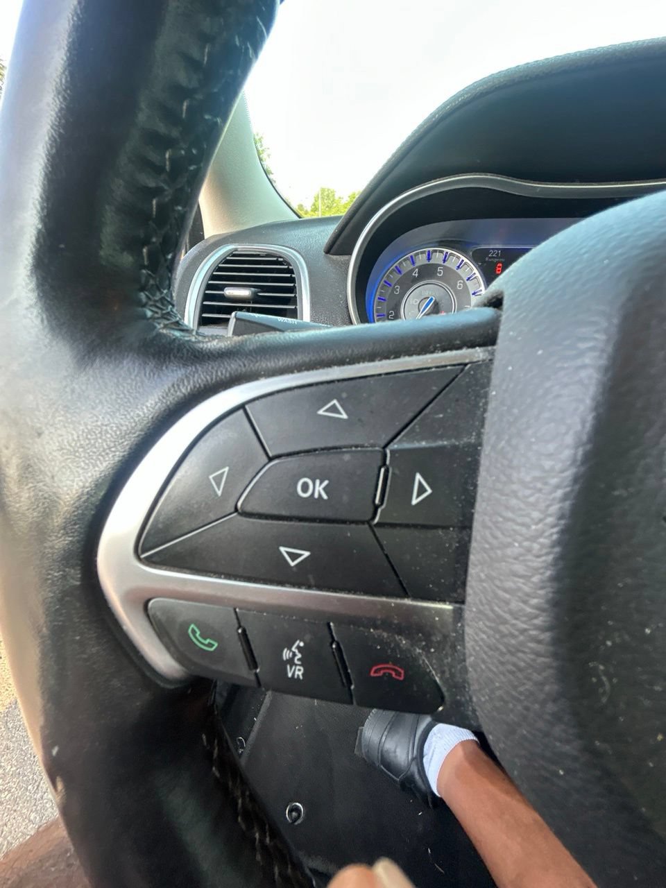 Used 2016 Chrysler 300 C RWD image 20