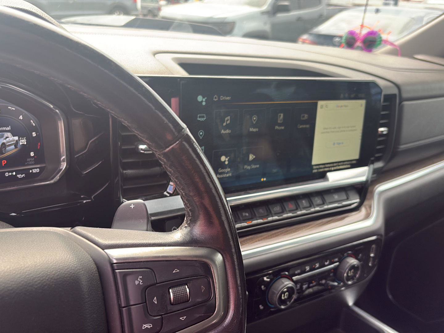 Used 2022 Chevrolet Silverado 1500 LT Trail Boss w/ Convenience Package II AWD/4WD image 8