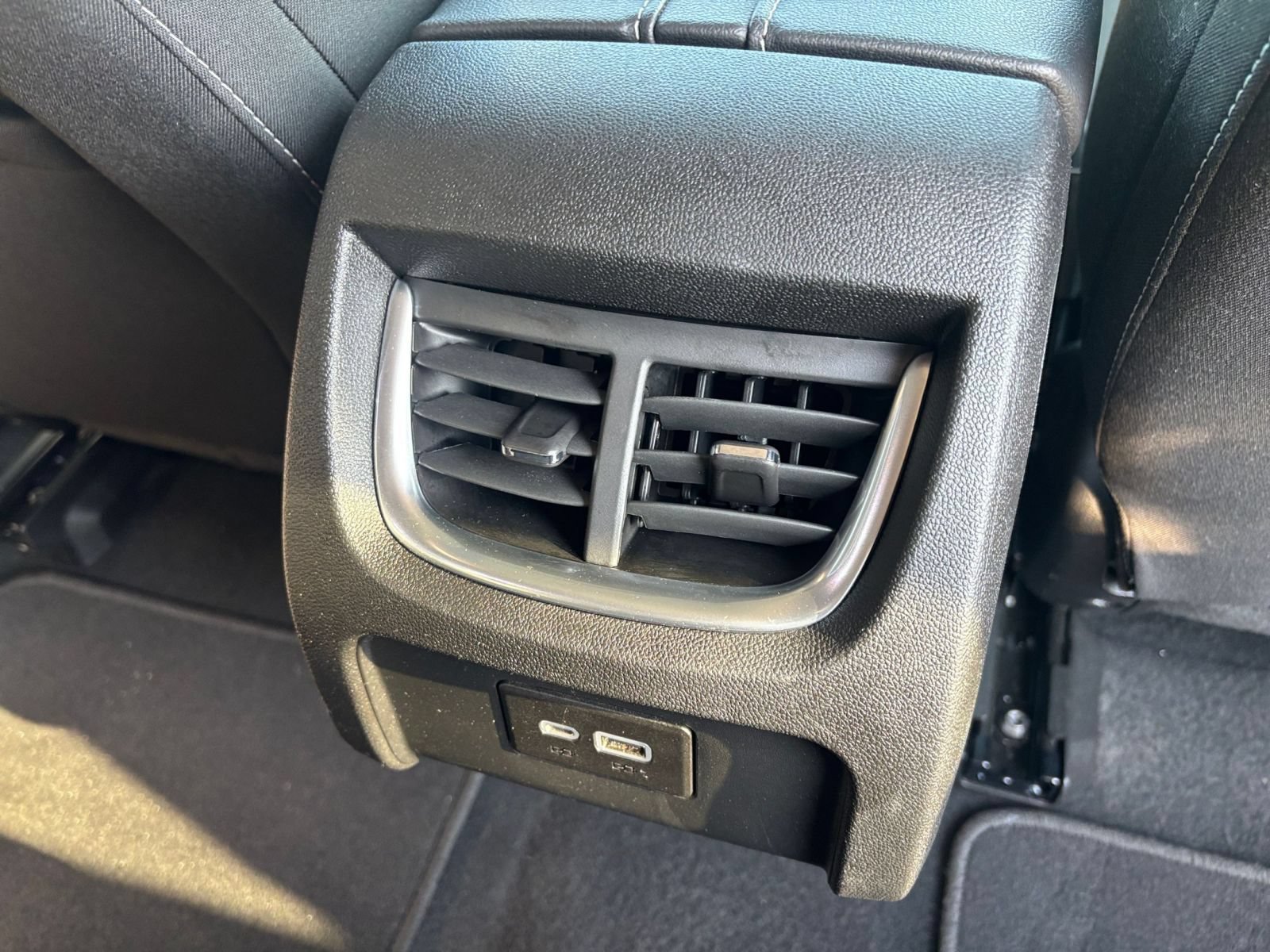 Used 2026 Chevrolet Blazer LT FWD image 22