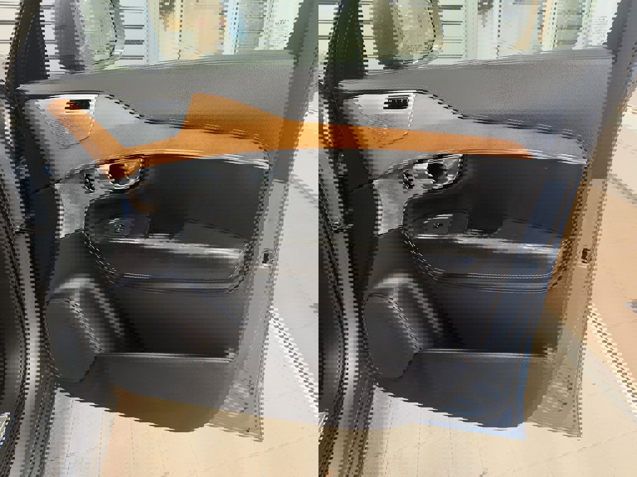 Used 2018 Volvo XC90 T6 Inscription w/ Convenience Package image 23