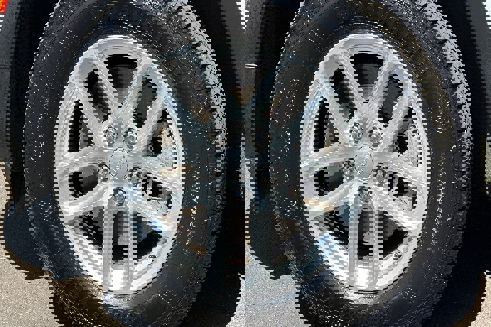 Used 2021 Jeep Grand Cherokee L Laredo w/ Luxury Tech Group I image 33