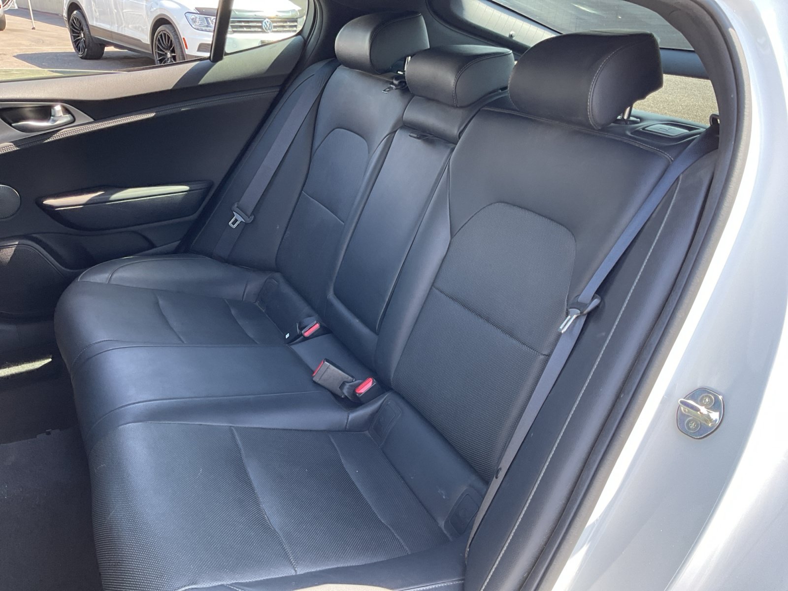 Used 2020 Kia Stinger GT1 RWD image 19