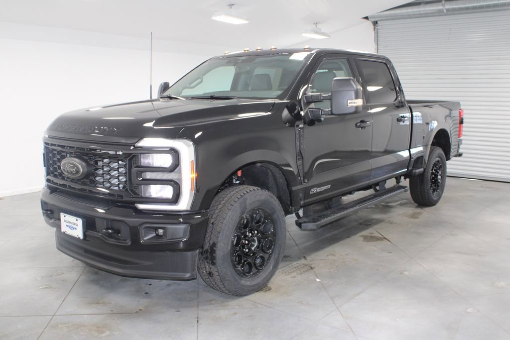 New 2026 Ford F250 XLT w/ XLT Premium Package image 3