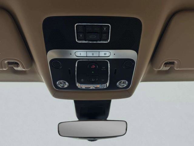 Used 2023 Bentley Flying Spur W12 AWD/4WD image 35