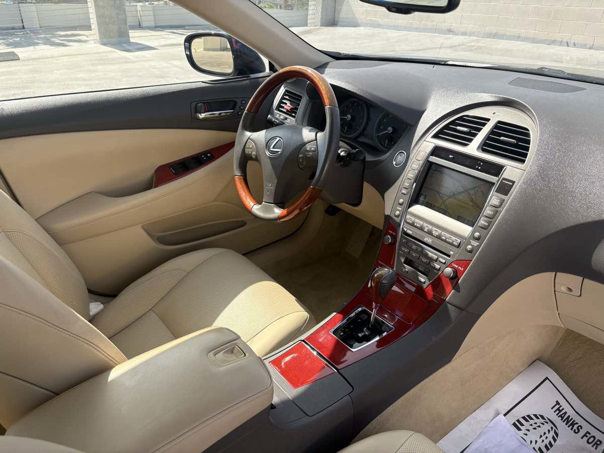 Used 2009 Lexus ES 350 image 16