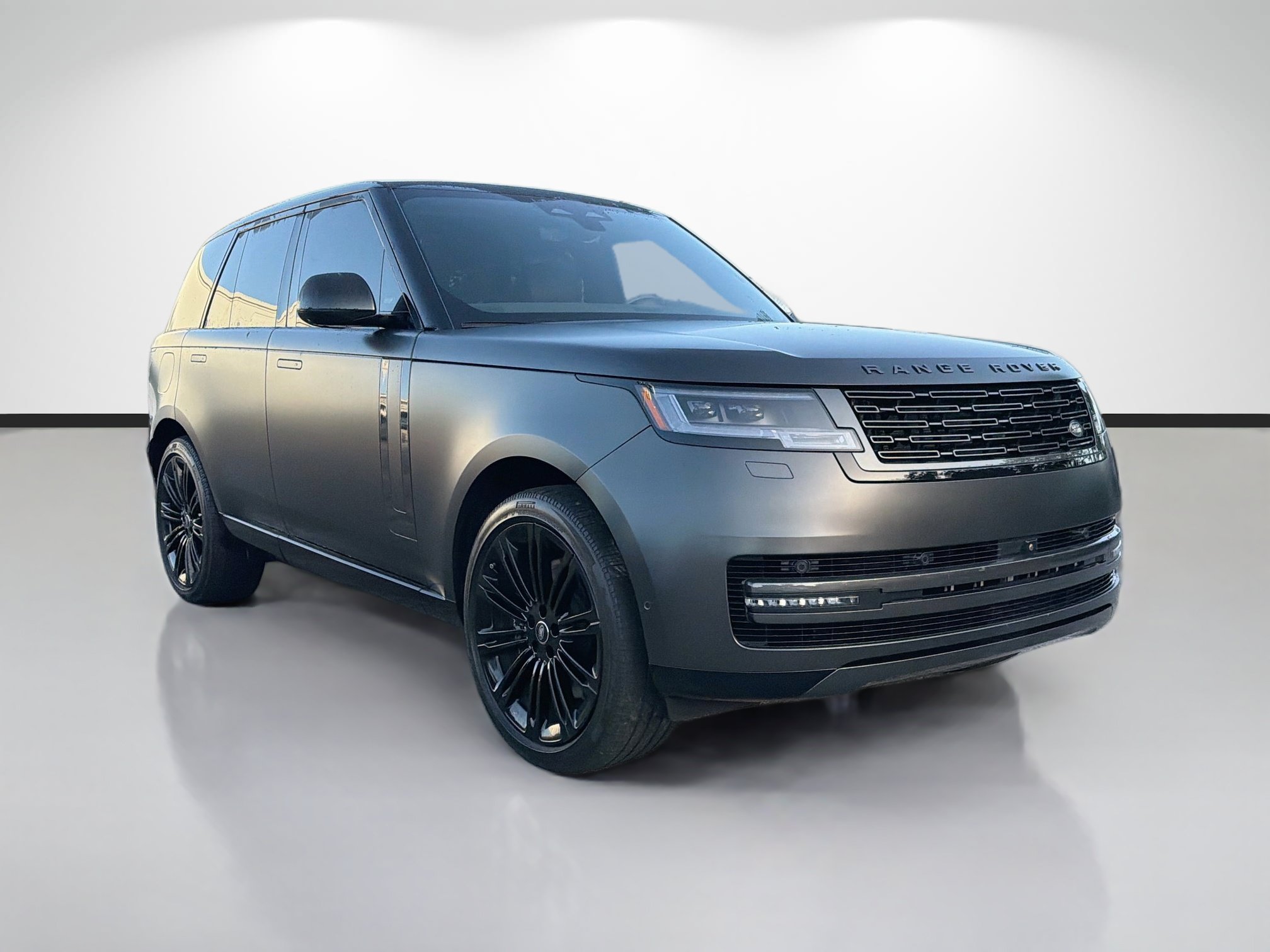 Used 2025 Land Rover Range Rover SE AWD/4WD image 7