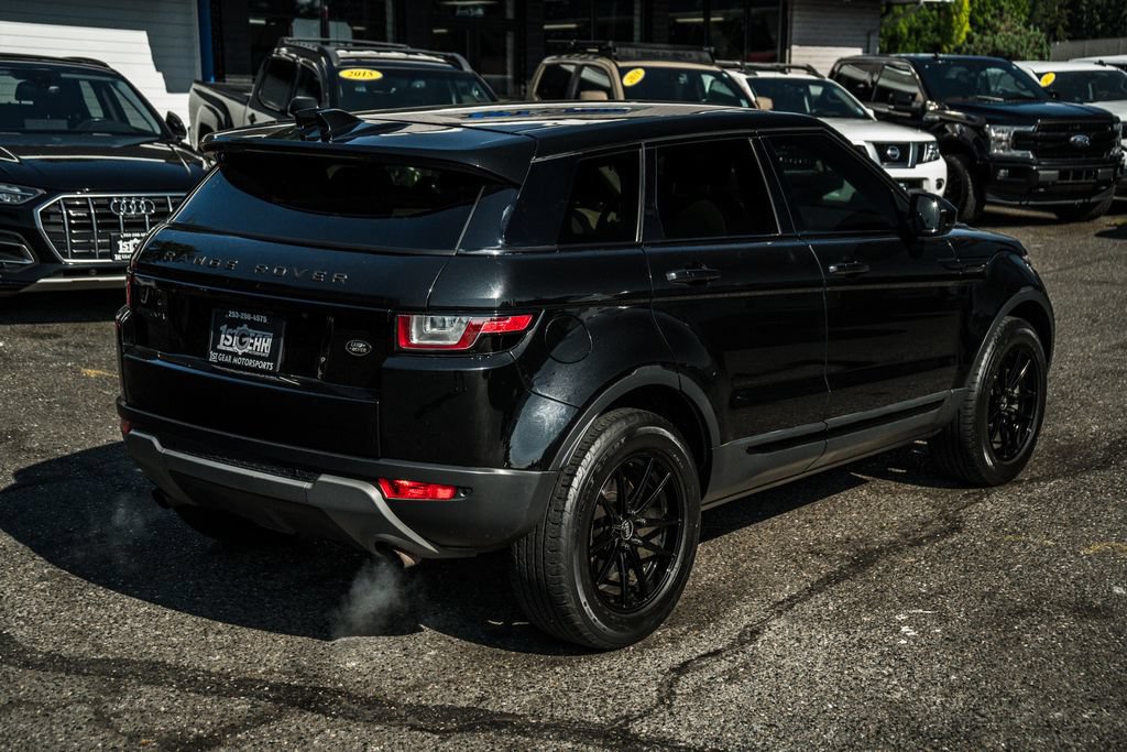 Used 2017 Land Rover Range Rover Evoque SE AWD/4WD image 15