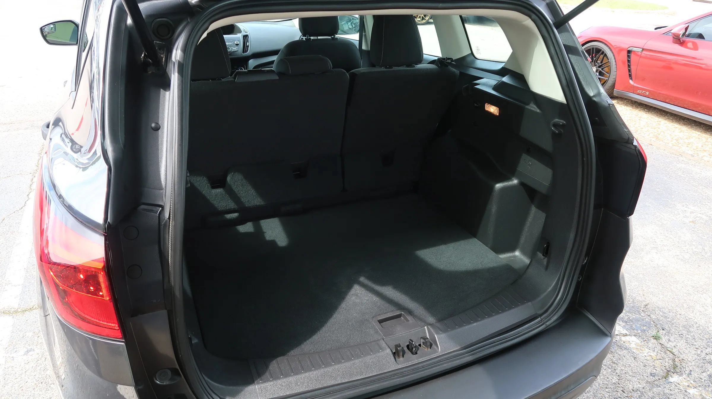 Used 2019 Ford Escape S FWD image 15