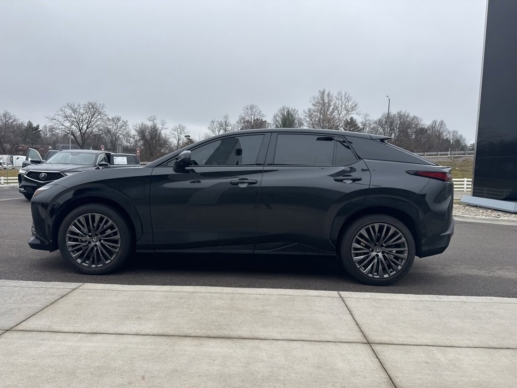 Used 2023 Lexus RZ 450e Premium image 6