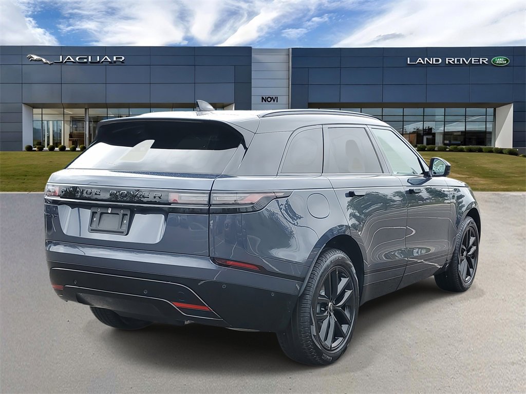 New 2026 Land Rover Range Rover Velar Dynamic SE image 3