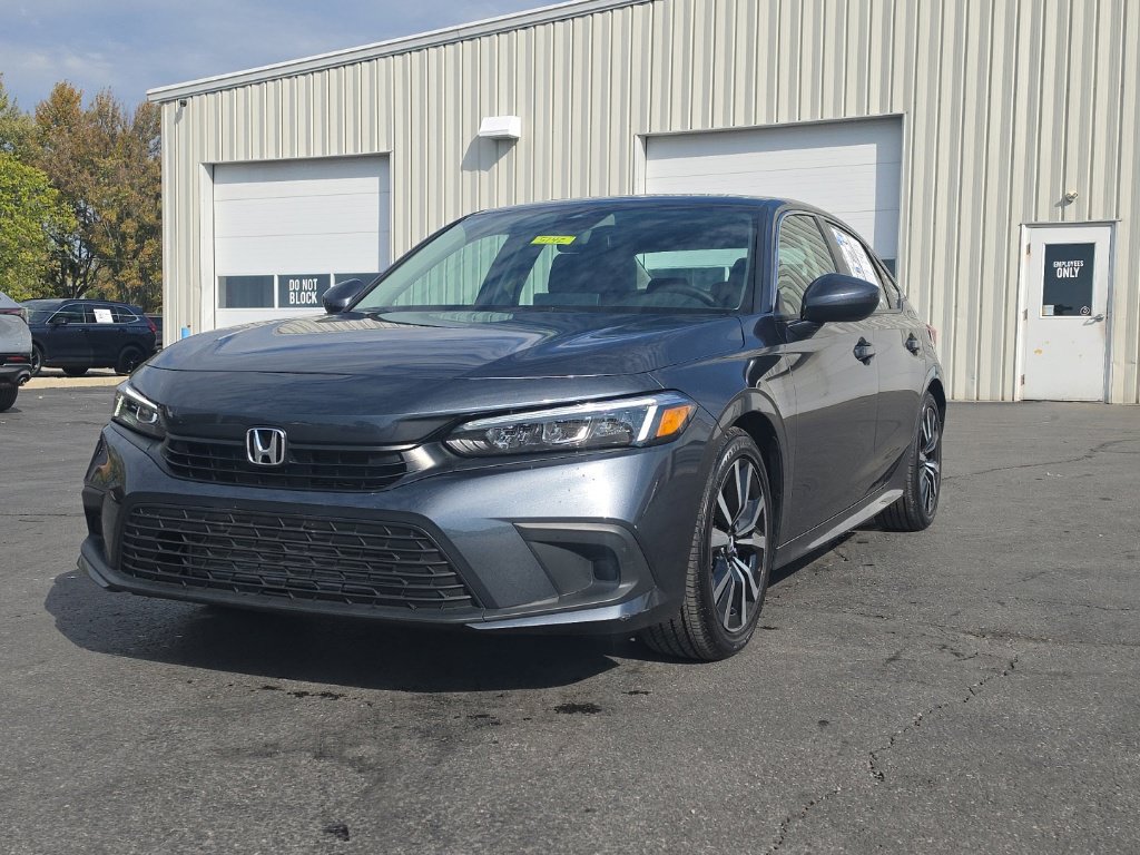 Used 2024 Honda Civic EX image 3