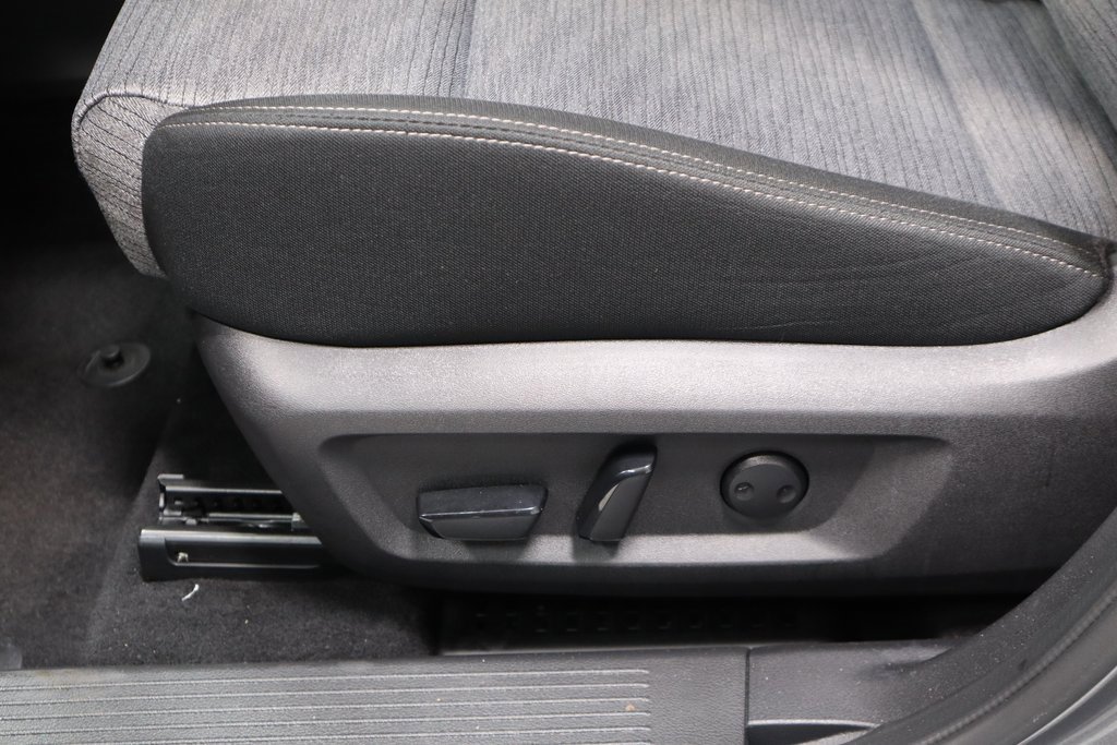 Certified 2023 Nissan Rogue SV image 27