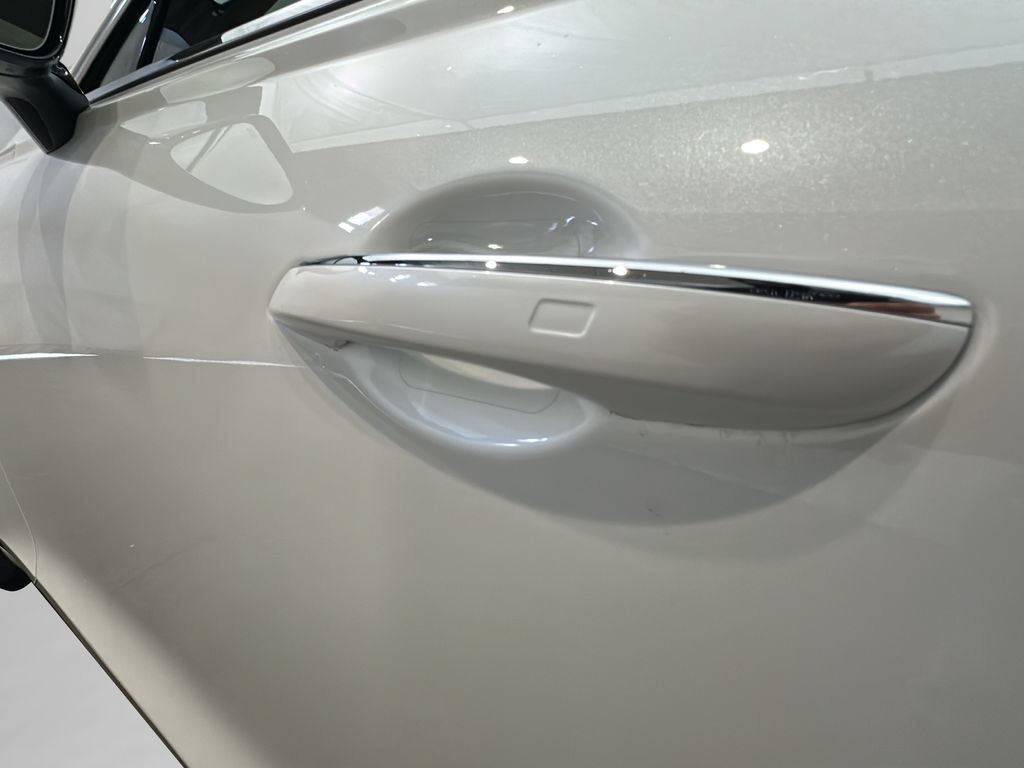 Certified 2025 Genesis G80 2.5T Advanced AWD/4WD image 5