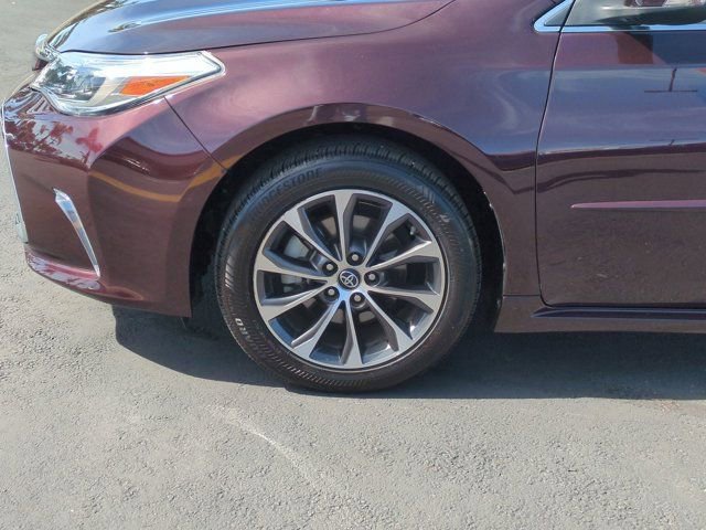 Used 2018 Toyota Avalon XLE Plus w/ All Weather Liner Package image 10