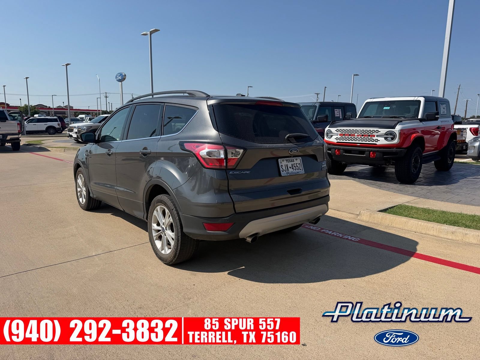 Used 2017 Ford Escape SE w/ SE Leather Comfort Package FWD image 13